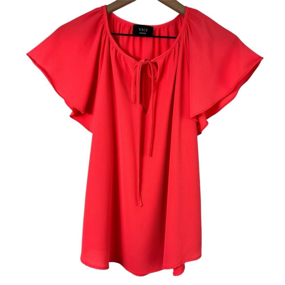 VICI CORAL FLUTTER SLEEVE WOMEN TIE TOP SIZE MEDIUM BLOUSE